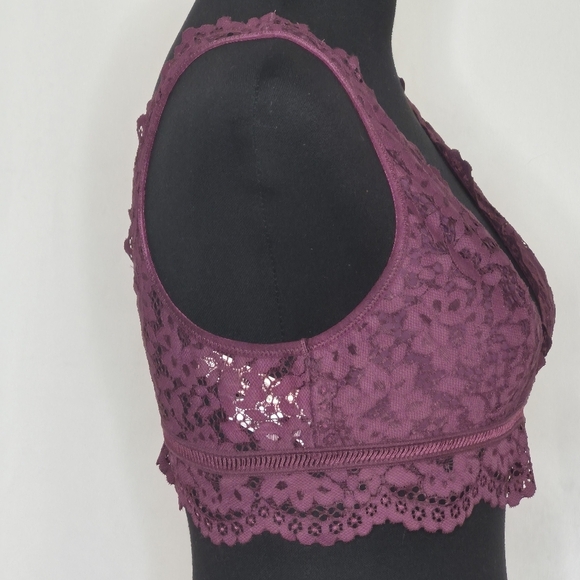 Victoria's Secret Plunging Lace Pullover Bralette in Deep Plum - NWT - Size L - Picture 3 of 8